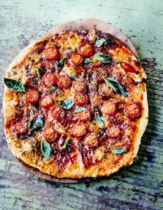 Pizza-rosso-aux-tomates